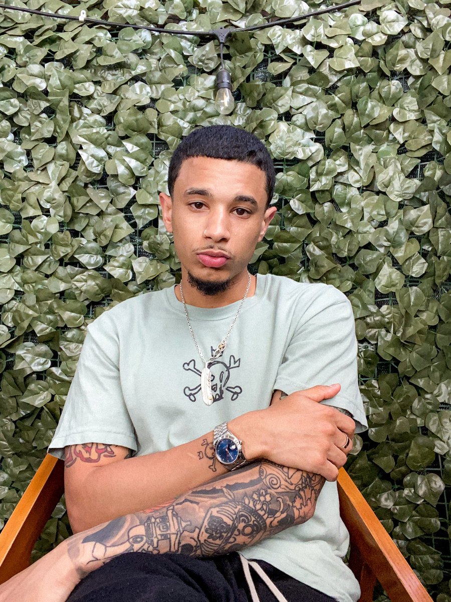 the sun in LA hits a lil different ☀️