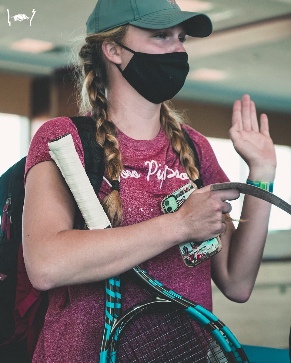 Hogs on the move 👀
Next stop, Chapel Hill!