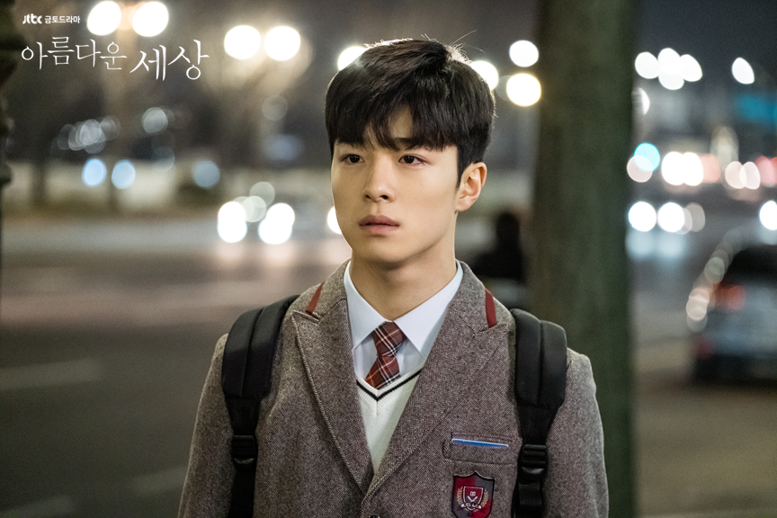 남다름, 카카오TV <우수무당 가두심> 출연 확정. 원치 않은 운명을 지니고 태어난 여고생 가두심(김새론)이 전학 간 학교에서 엄마의 점집 VIP 아들이...