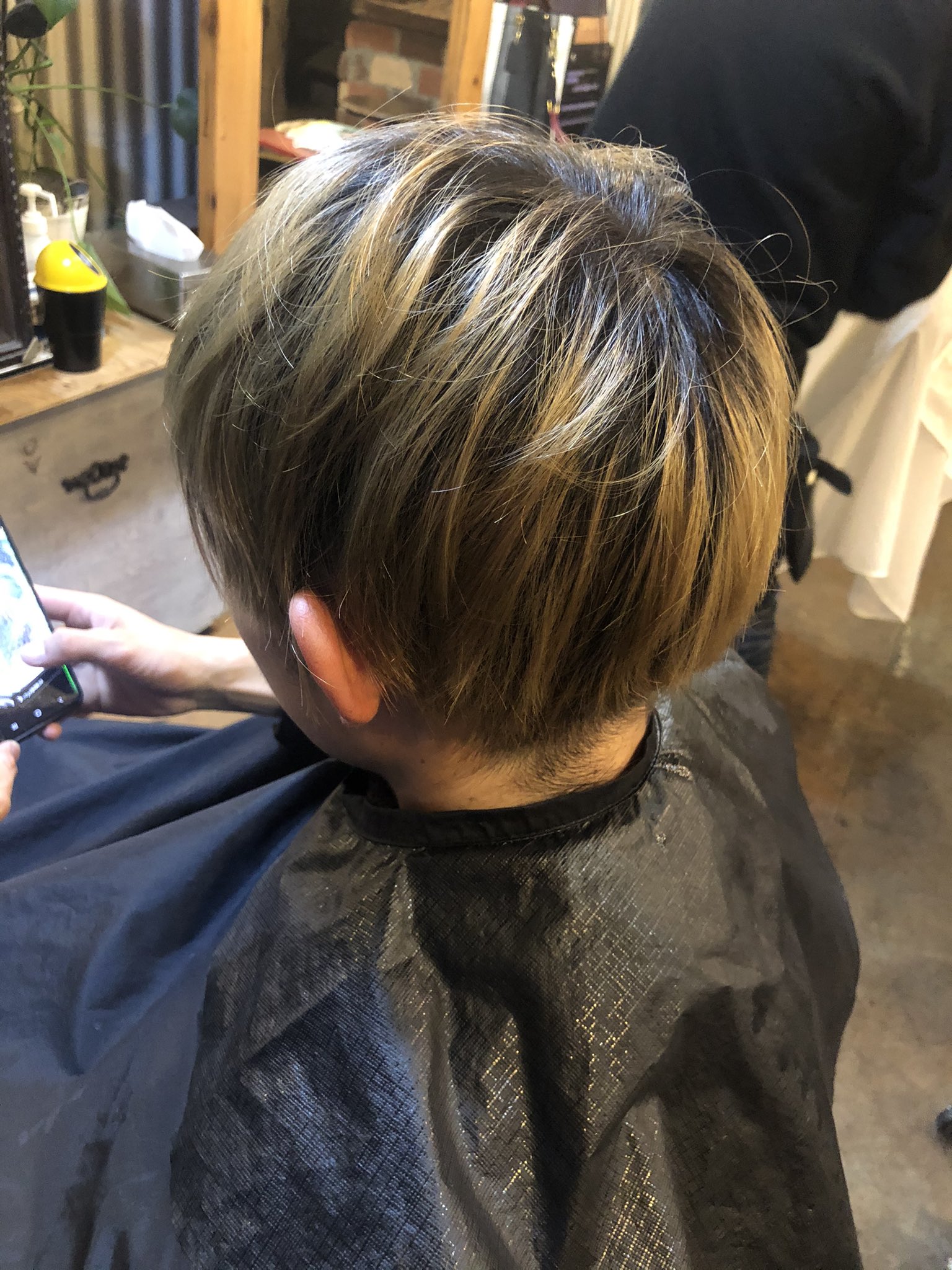Achan うどん県の美容師 シャドウルーツ ブリーチカラー メンズカラー ネイビーヘアー 高松市美容室 香川美容室 高松美容室 T Co Galnbymgit Twitter