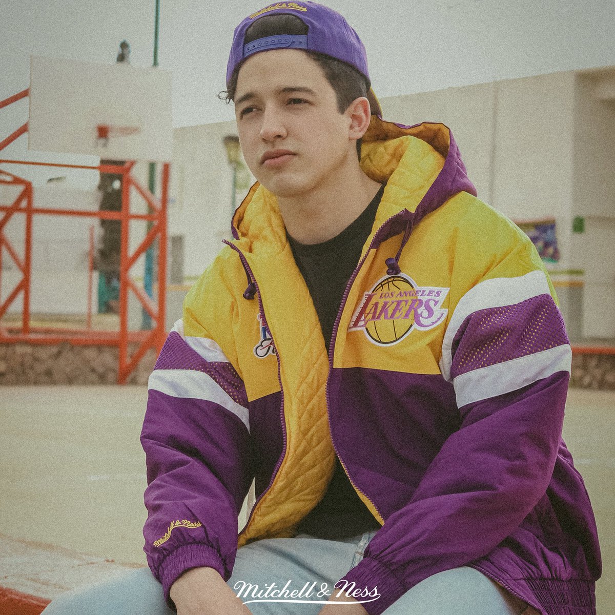 Team Prospect Jacket Los Angles Lakers

Con logotipo de 1987 NBA Finals.

Adquiérela ya en nuestros canales oficiales.🔥

#MitchellAndNessMexico #MitchellNessMexico #MitchellNessMX #MitchellAndNessMX #LakersMexico #Lakers