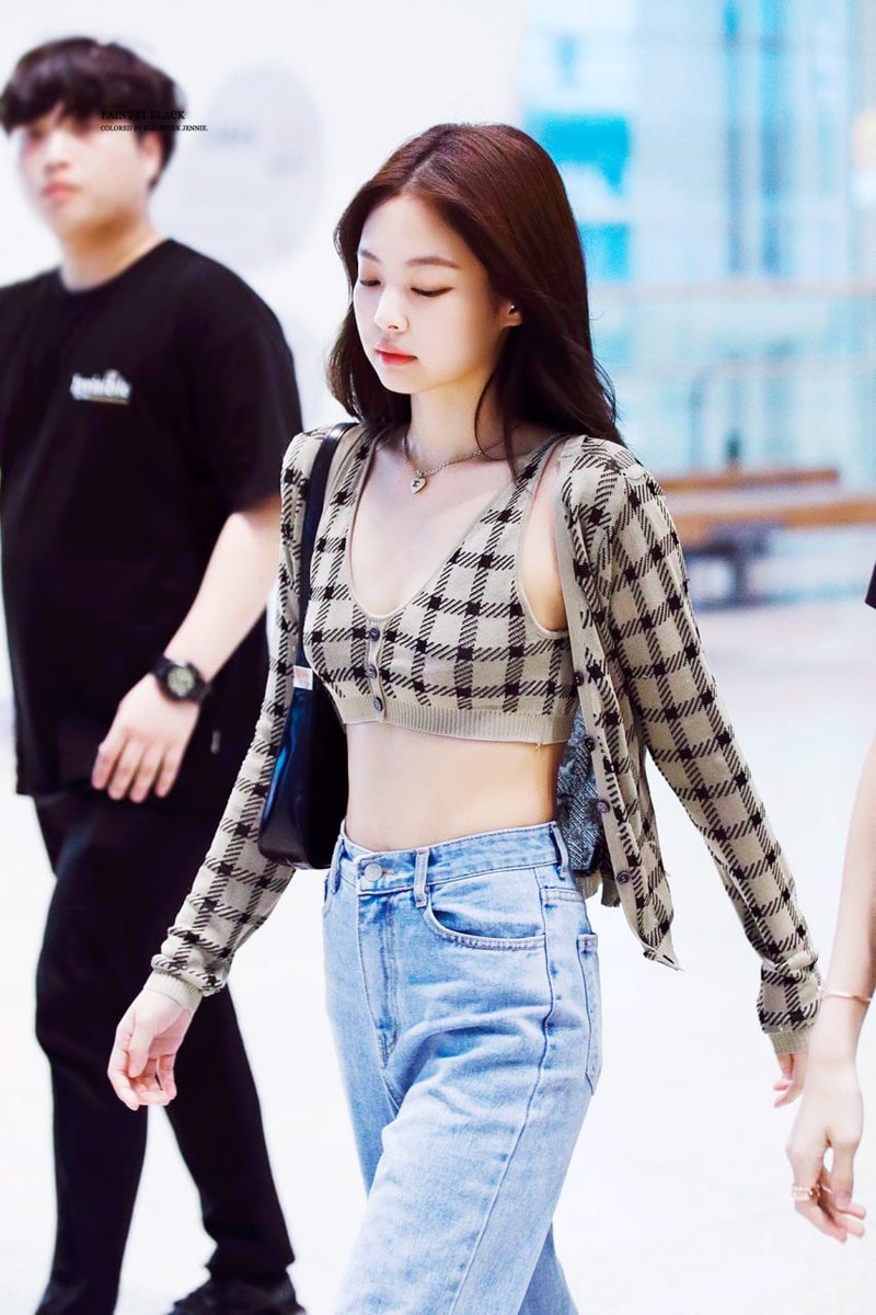  #JENNIE  @BLACKPINK