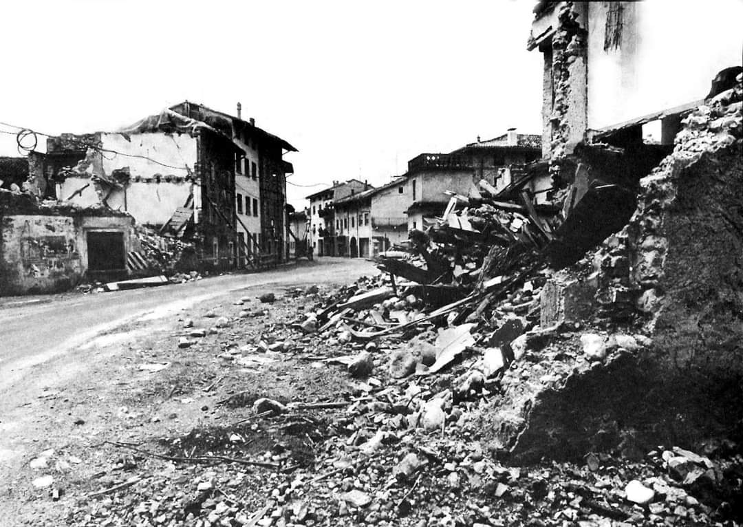 ⭕ 6 MAGGIO 1976

👉 45 ANNI DAL TERREMOTO IN FRIULI

#6maggio1976 #orcolat #friuli