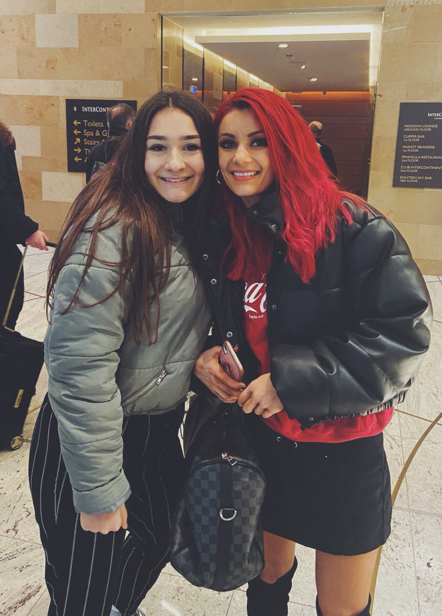 radiantbuswell's tweet photo. happy birthday to the most inspiring, talented, amazing person there is<3 have the best day ever @dbuzz6589 💞💞 https://t.co/lKMgK9W1Ch