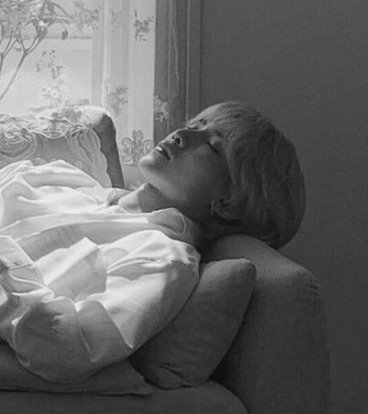 lux ₊⚝°• 🌷🎮 tweet media