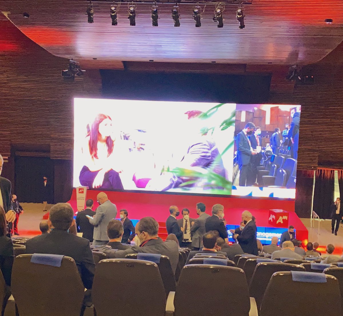 Un evento grande, interesante y físico. Sí, <a href="/AMcongreso/">Andalucia Management</a>, hoy.

Inspiración, conversación y networking para <a href="/wearemonobo/">MONOBO</a>

#nuevaNormalidad #am2020