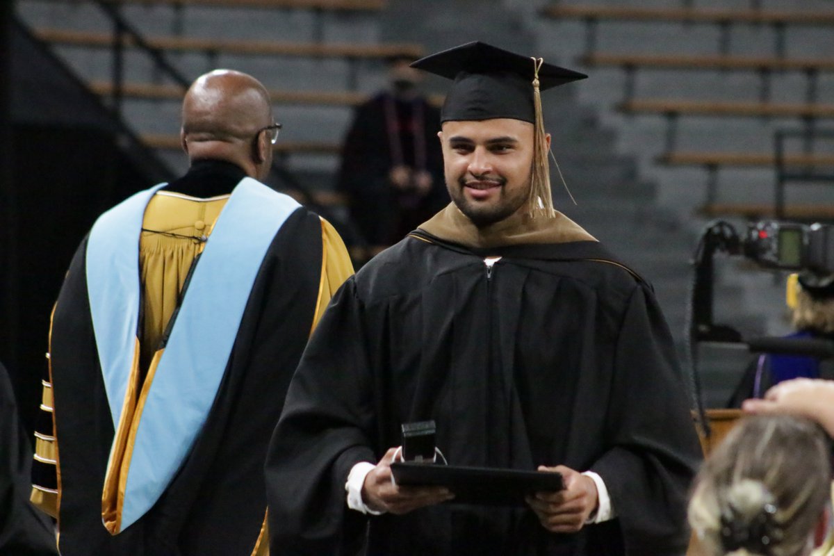 Hometown hero strikes again. 🏠

Congrats to <a href="/jrmitche11/">Jordan Reed Mitchell</a> on earning his master's degree tonight! 🎓

#AIE | #SMTTT