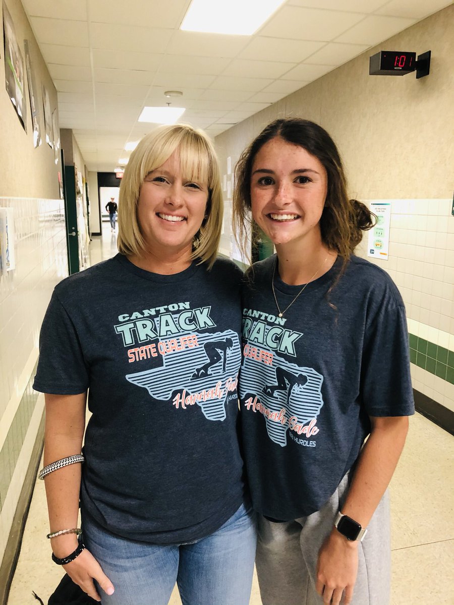 CantonHSgolf's tweet photo. Good Luck to Hannah Cade at the UIL State Track meet tomorrow! #EaglePride #HannahHurdlesFast https://t.co/gHSY8Xn0ZB