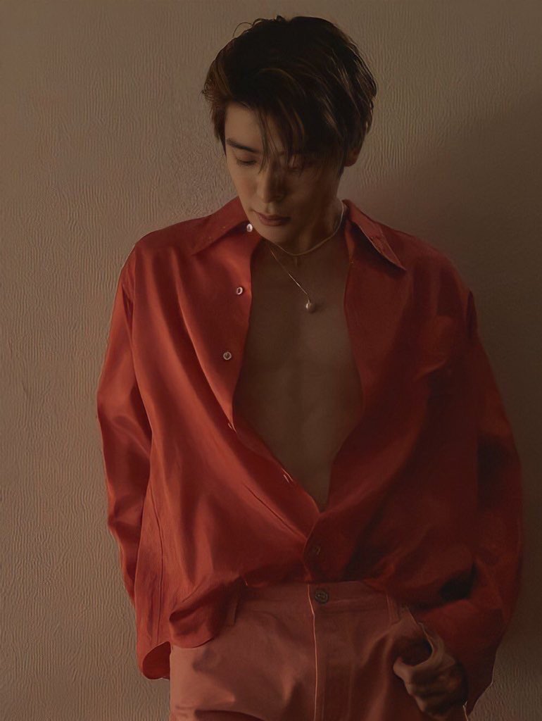 chest jaehyun says stfu crop twt