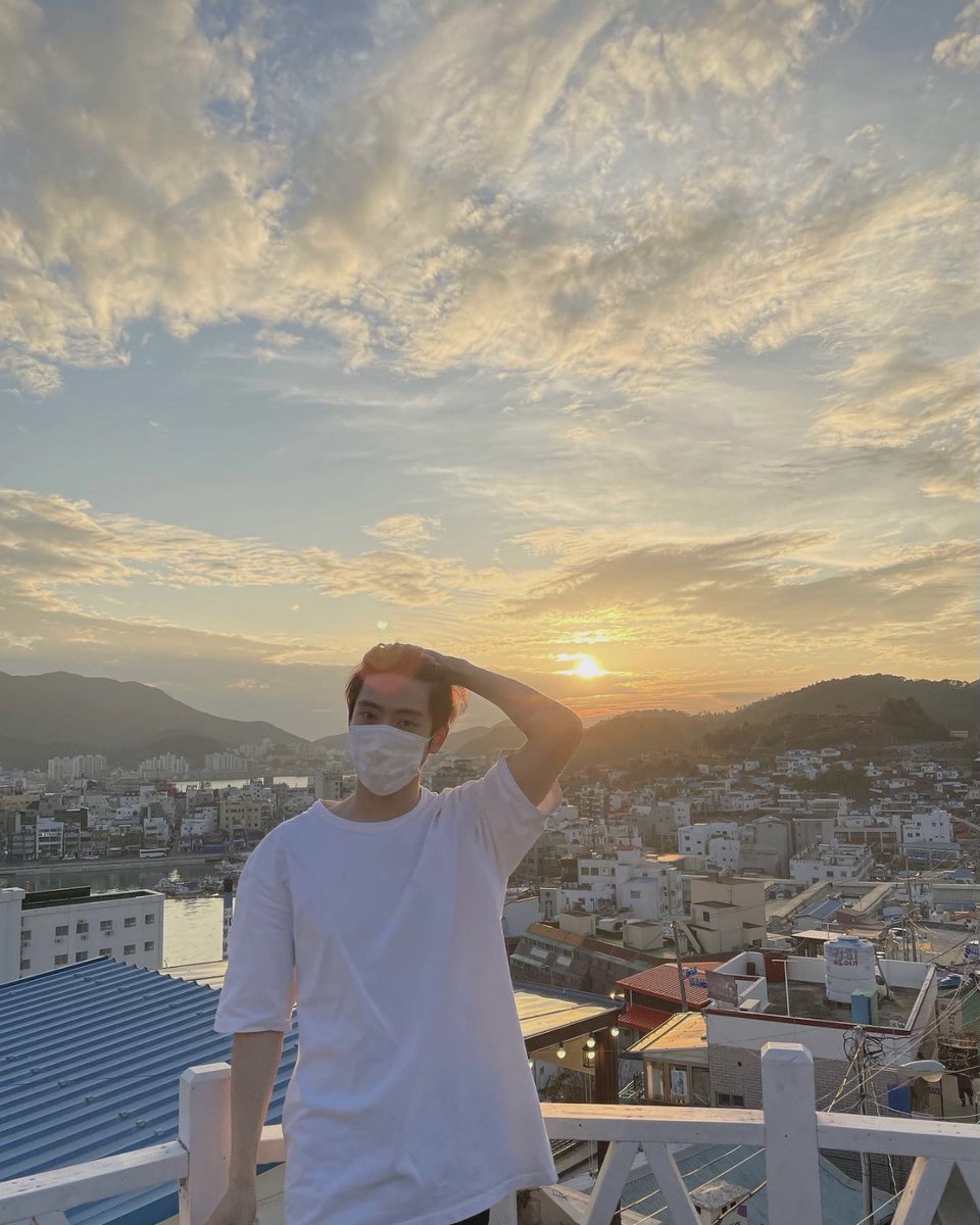 jaehyun and sunset 