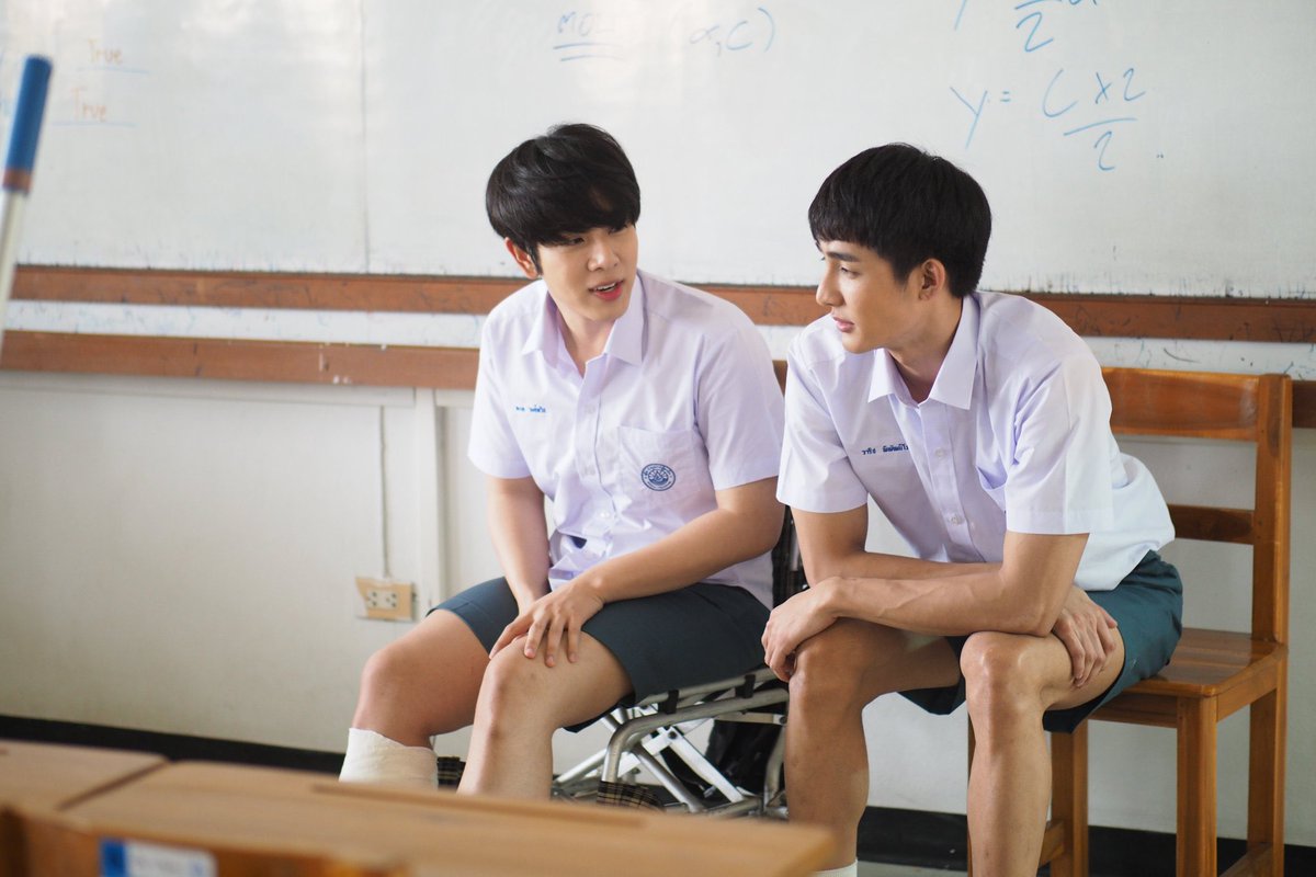 pikiemx's tweet image. Congratulations 3M na ka 🖍✨
— #3Mครึ่งชีวิตทั้งจิตใจ

เพลงแสนที่จะเพราะ รวมกับตัวเอมวีแล้วก็หนังสั้นแสนเข้ากันดีไปหมดเลย วนดูไม่หยุดเลยค้าบ ชอบมากๆเลย ✋🏻💗