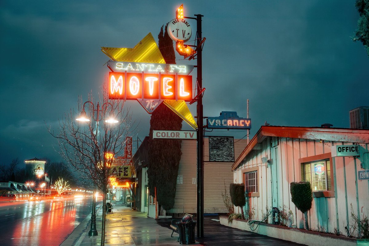 diego_Oo0's tweet photo. Three shots of #Tehachapi taken on a Fuji GW690II with Cinestill 800T
#Analog #filmphotography #mediumformat #cinestill https://t.co/xGyiwlQ26Q