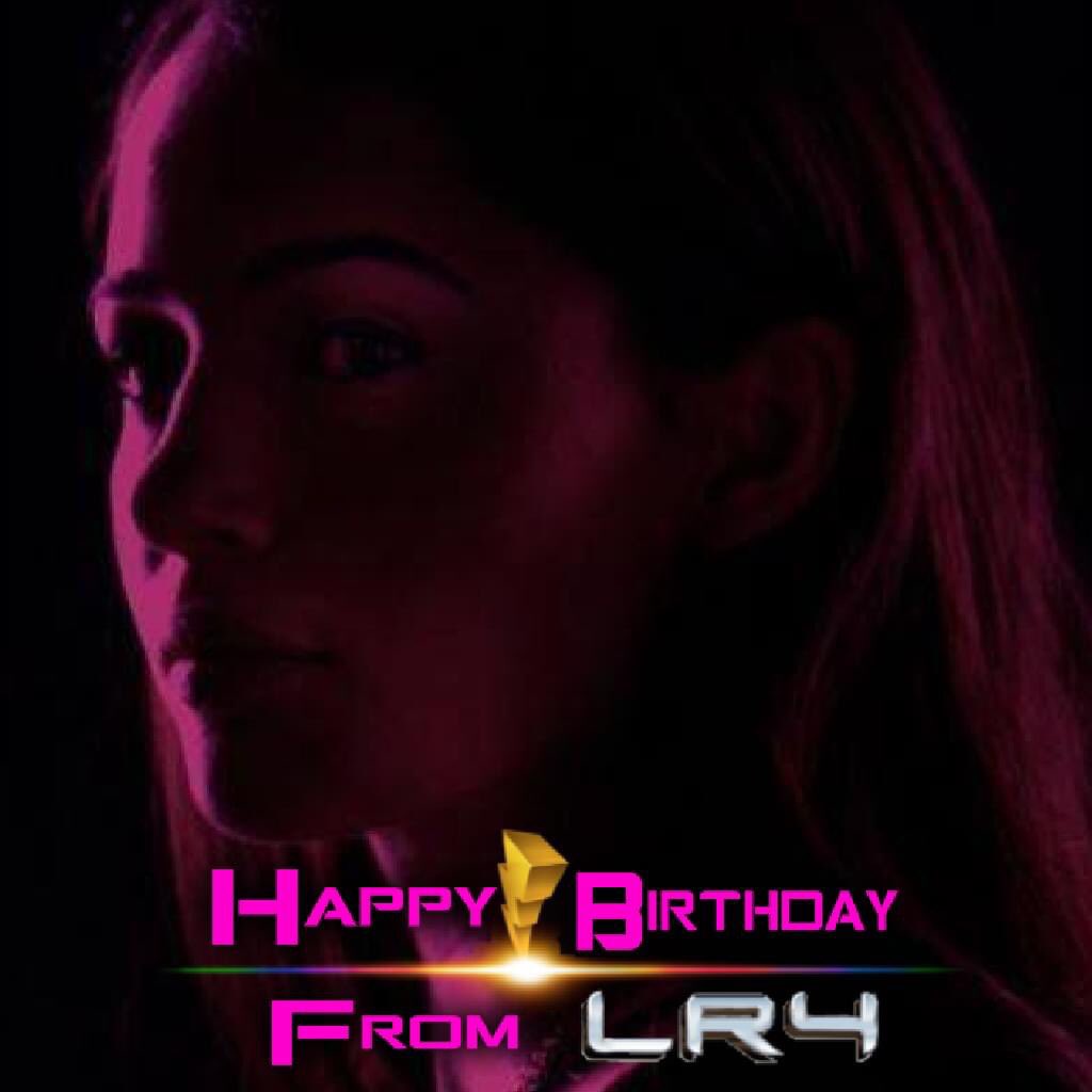 LR4 would like to wish Naomi Scott a Happy Birthday! 