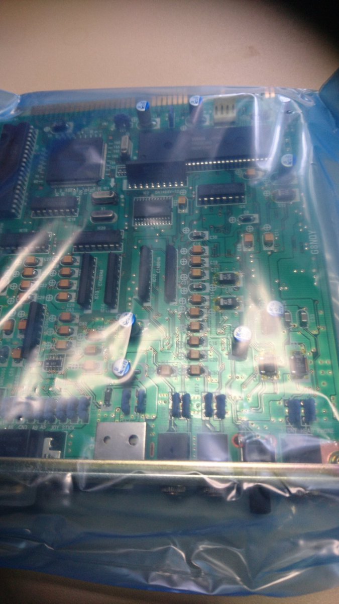 FXSe4FmyPk0JM7q's tweet image. 第二段階
widenetさんに改修してもらった
86音源ボードを取り付けます
＃PC98
＃WIDENET