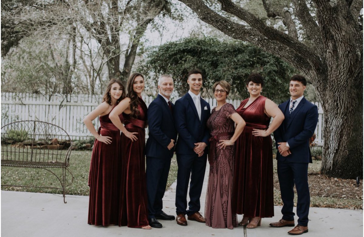 Just a small sneak peak of the wedding pics :’)