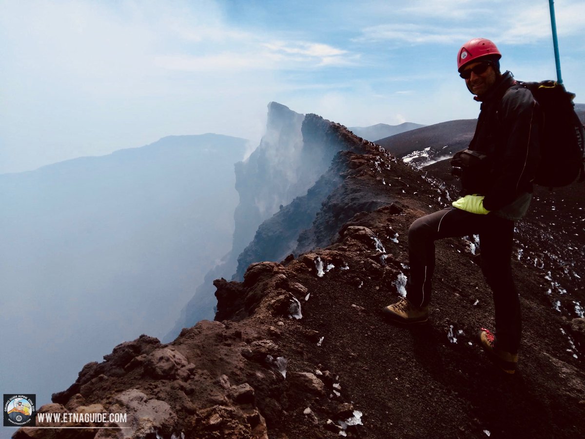 EtnaGuide's tweet photo. Etna Summit Craters  
•
@EtnaGuide 
•
#etna #volcano #Sicily #Turismo #travelphotography #Amazing https://t.co/ic85VqclKH