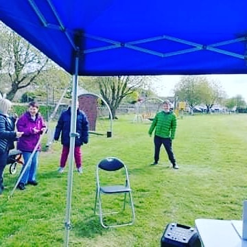 PowysFirst's tweet image. What a fabulous morning!  We trialled having Choircats outside and on Zoom 😁😁😁

It was brilliant, the sun was shining, everyone was smiling and we all maintained social distance. 
#selfadvocacy #zoom #singing #dancing #smiling #laughing #choircats #mentalhealth #facetoface