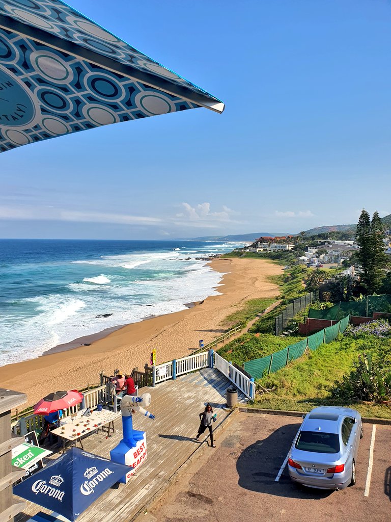 TheloneWolfttv's tweet photo. Right I'm moving to Durban #solush https://t.co/X2i5BQGo5b