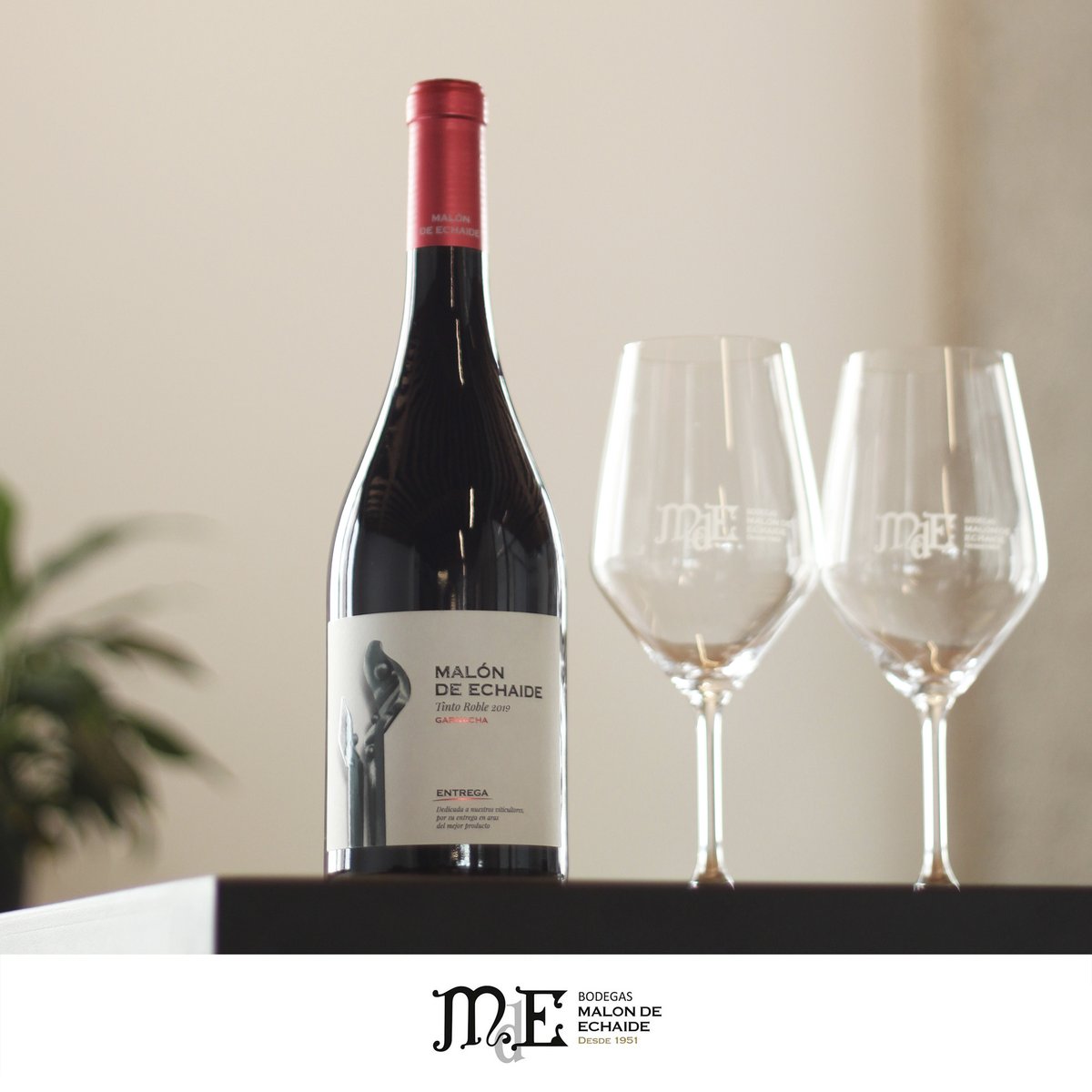 #NUEVAAÑADA | Ya disponible la añada de 2019 de ENTREGA, nuestro tinto de #Garnacha con crianza de tres meses en Roble. 

malondeechaide.com/producto/malon…
#navarrawinelovers #wine #vinotinto #winelover #winelovers #navarra #gastronomia #garnacha