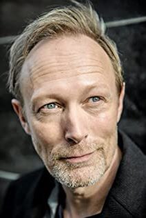 Happy birthday to Lars Mikkelsen, who voiced Grand Admiral Thrawn in Star Wars Rebels! 