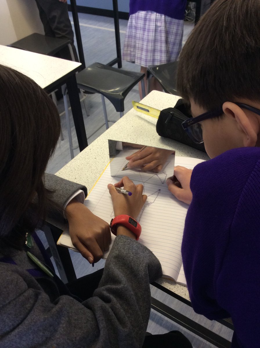 BansteadPrep's tweet photo. #Year6 are studying light and looking at how shadows form and what mirrors do to light. #BPS_Science https://t.co/TeNtNy80qF