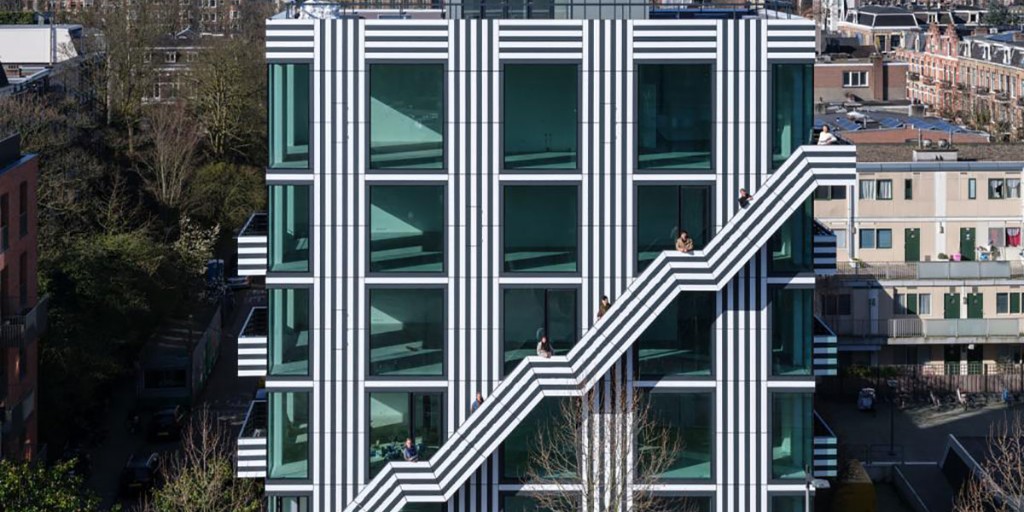 RIBAJ's tweet image. Facade solutions specialist @TrespaTweets offers an expert CPD session on the mechanics - and aesthetics - of rainscreen cladding systems [AD] #ribajproducts #cladding #rainscreencladding ribaj.com/products/tresp…