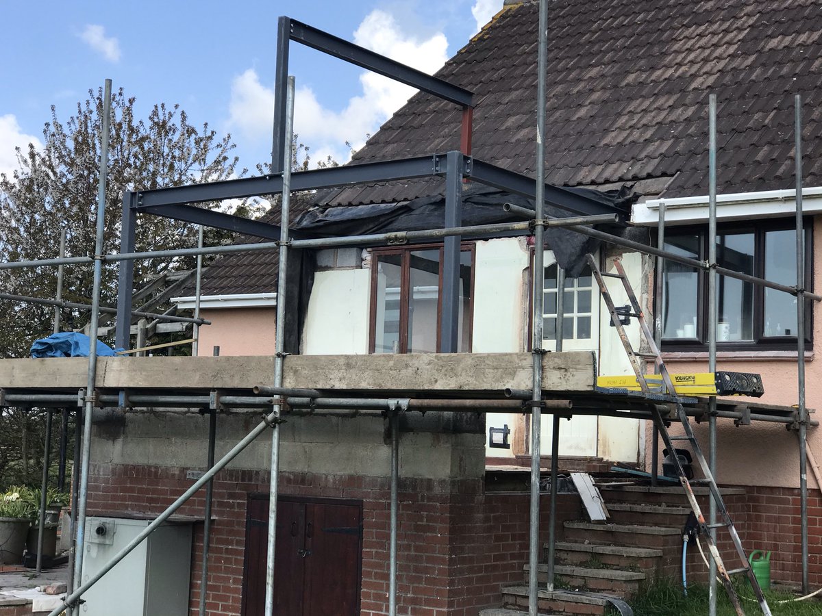 MJPatchEngi's tweet photo. Supply &amp; Installation of new conservatory steelwork as well as supporting steels for a gable end. All ready for new windows and doors. https://t.co/2oqA7yx1qu