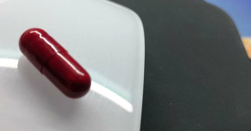 aanondo's tweet image. Finding a bed with requisite amenities is as much of a wild goose chase as asking someone about details of this capsule! #delhiIsAMess #mismanagedFacilities #infrastructurecollapse instagr.am/p/COhddBlr96-/