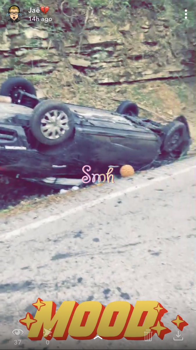 Got in a car accident and tor my meniscus and acl🤦‍♂️