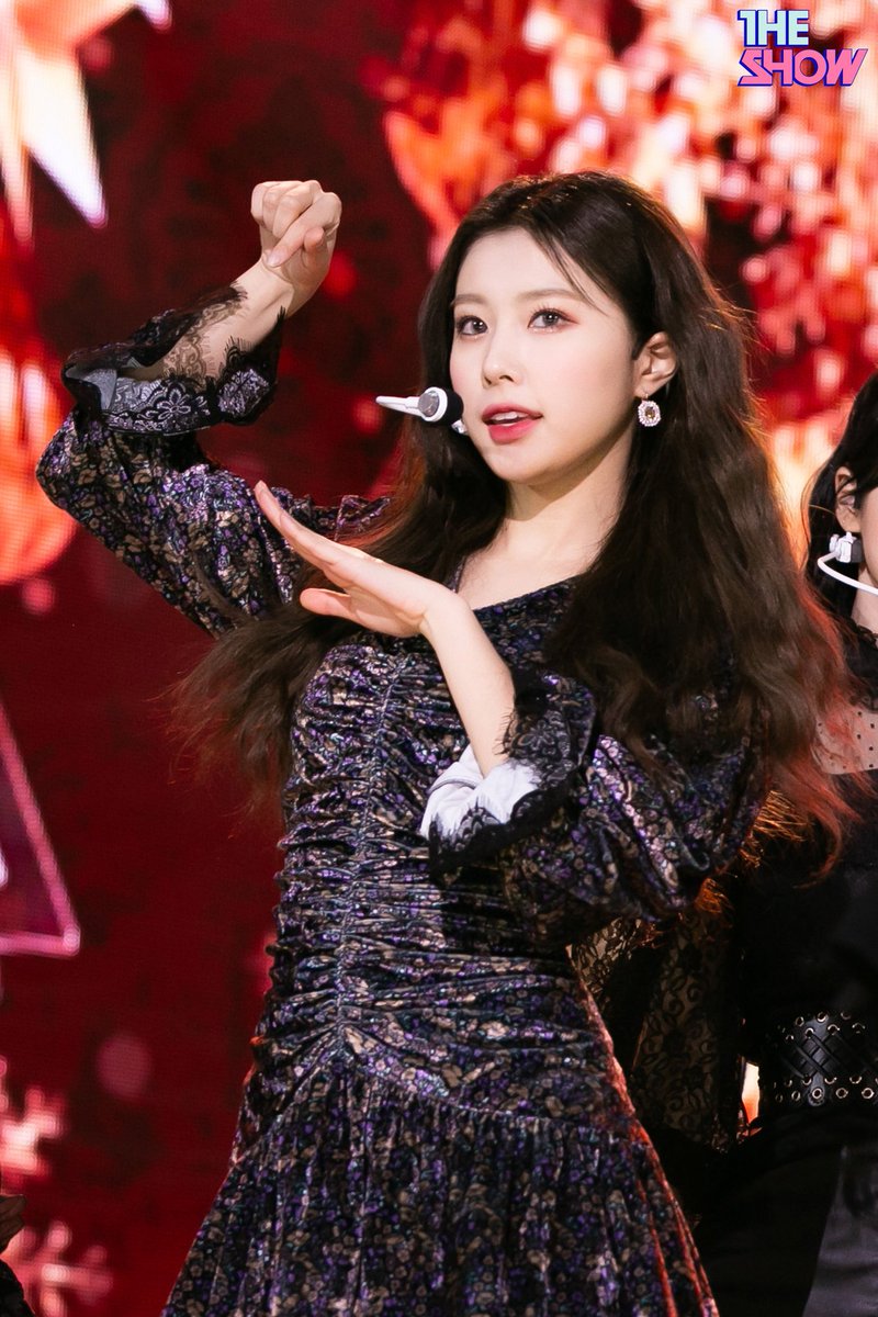 hyewon in full screen a thread: