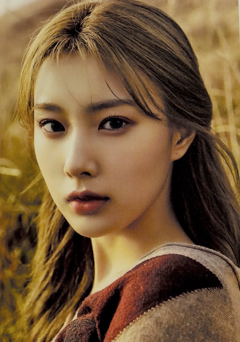 hyewon in full screen a thread: