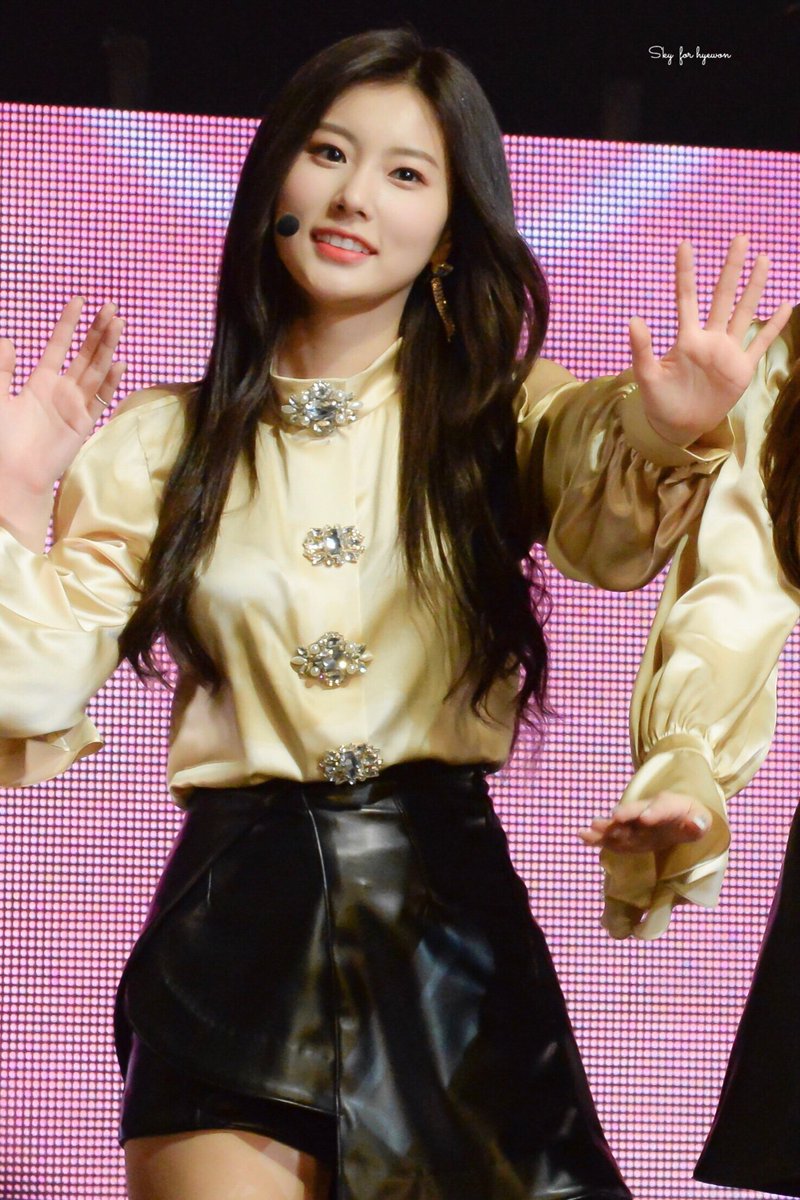 hyewon in full screen a thread: