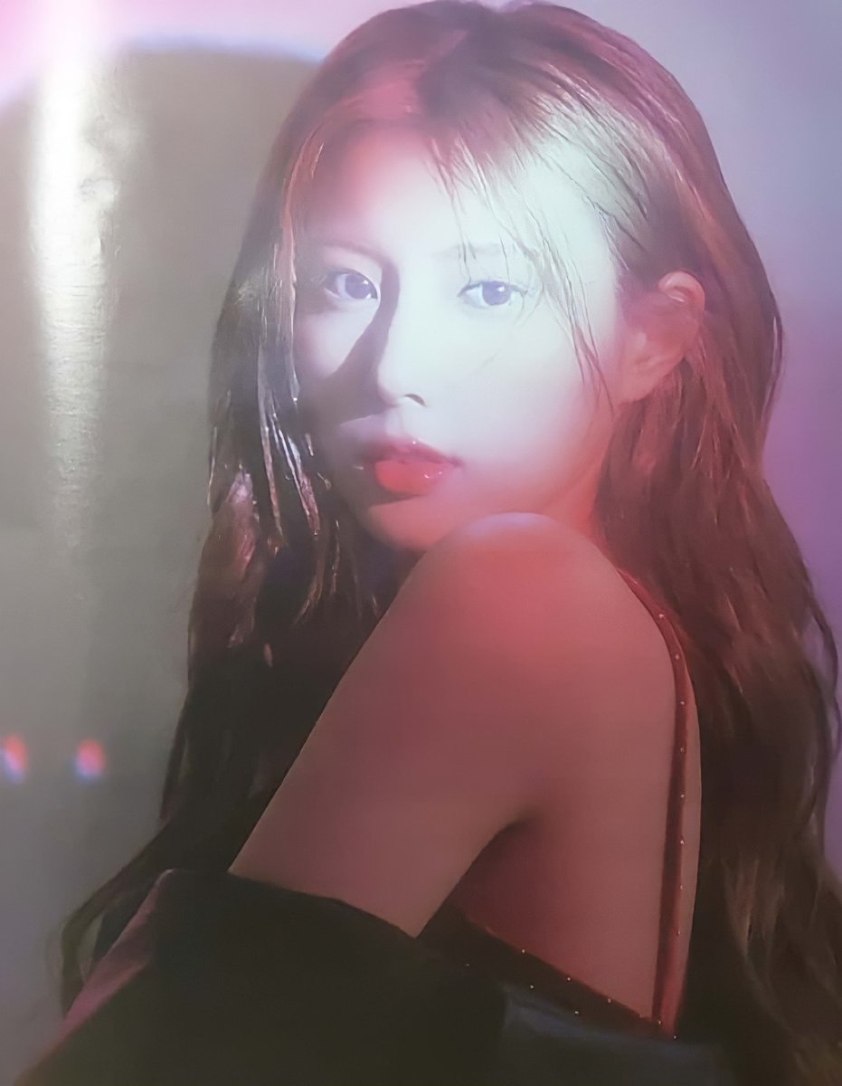 hyewon in full screen a thread: