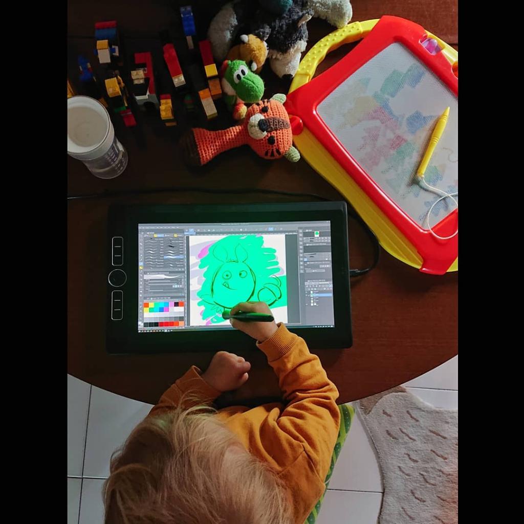 🖊️ on Twitter Mobile Studio Pro. The best choice for our