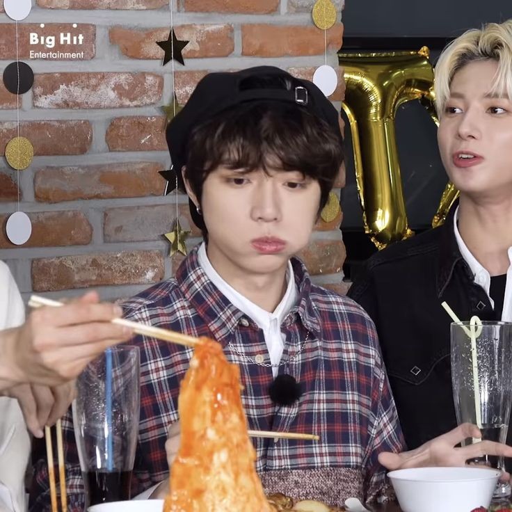 Beomgyu being tiny - a thread