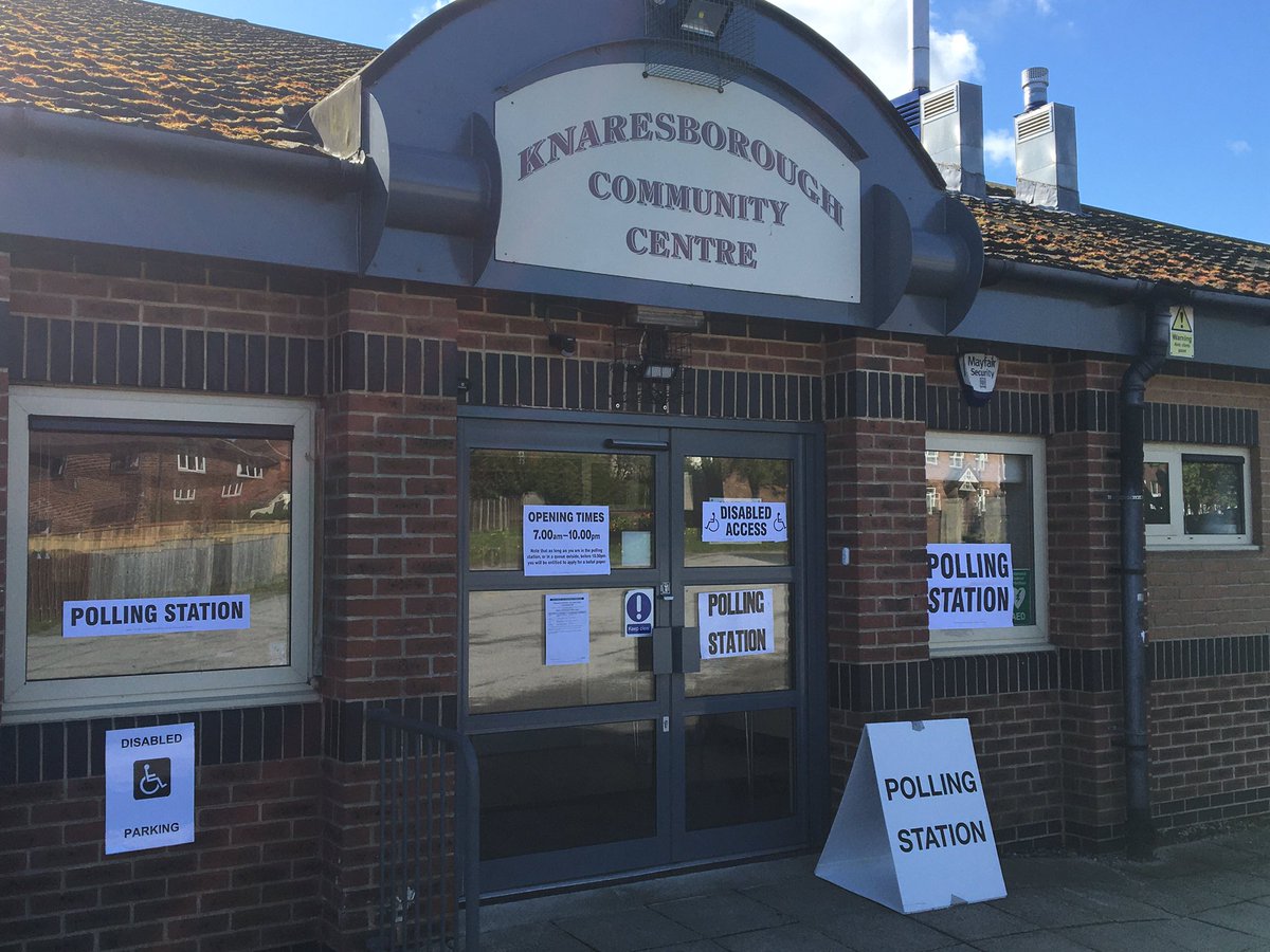 KbroComCentre's tweet photo. Pop down and cast your vote. Here until 10pm https://t.co/tLSAizJIxZ
