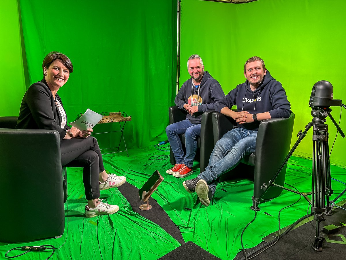 Rendez-vous ce soir, à 19h40, sur VAR AZUR TV (canal 30 TNT) ! 📺

Avec Renaud 🎙, dans l'émission C'est Gourmand, présentée par la journaliste <a href="/LIMBOURA/">Anne Limbour</a>, on parlera de notre rencontre et de l'expérience apportée par cette collaboration autour d'un produit local et insolite 🍺