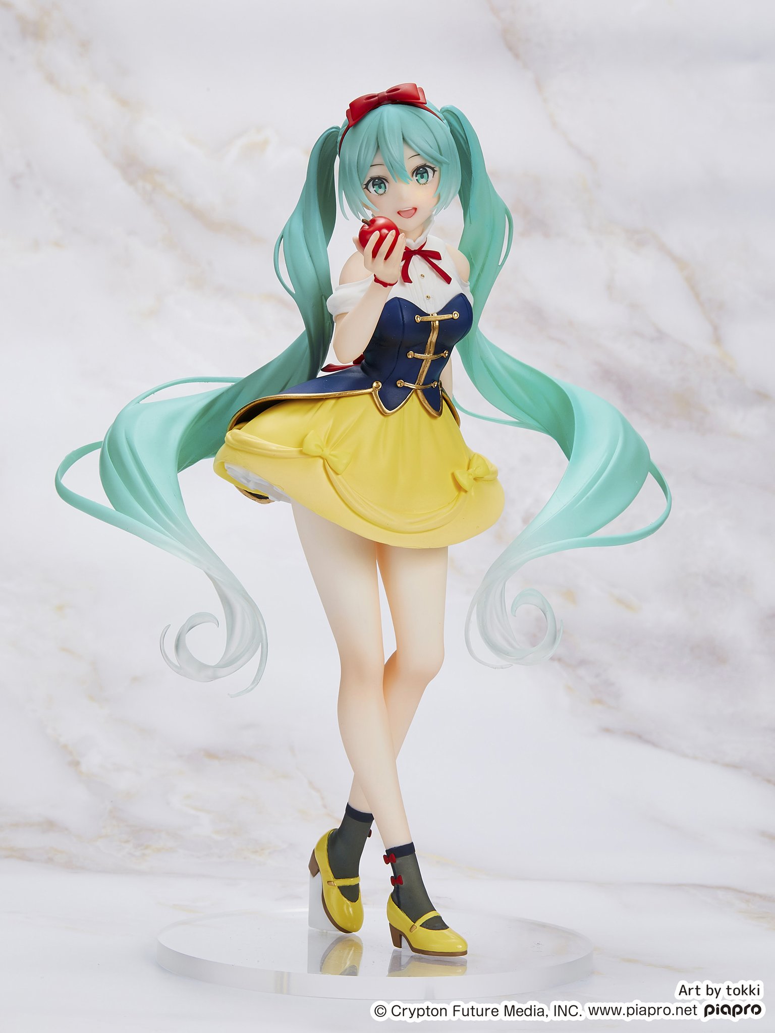 タイトートイズ 速報 童話をテーマにした 初音ミク Wonderland フィギュアシリーズ 第2弾登場決定 Tokkiさん描き下ろしの白雪姫をイメージしたミクさん 赤いリンゴを片手に可愛らしいポーズが魅力的 ワンポイントのリボン も可愛い