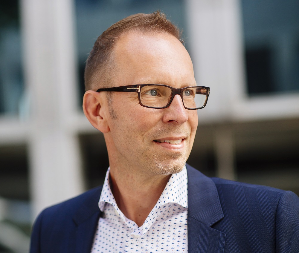 Svensk Fastighetsförmedling rekryterar Mäklarhusets Erik Wikander - maklarvarlden.se/2021/05/svensk…