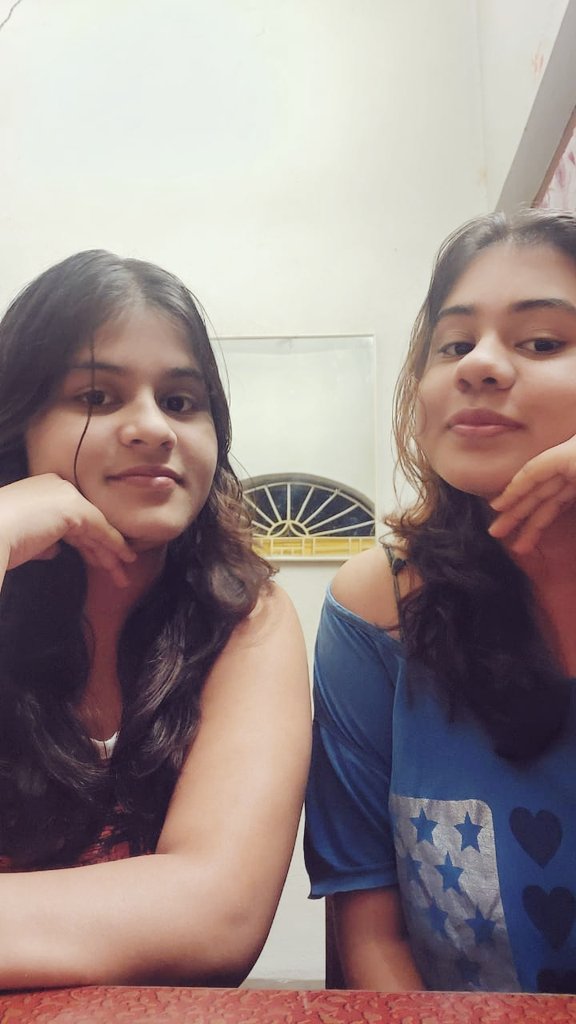 SwarnaprabhaBh4's tweet image. Timepass🤪🤪🤪
#timepassclick #Timepassedit #sweetmoment #SPB 
@SwarnaliBhatt16