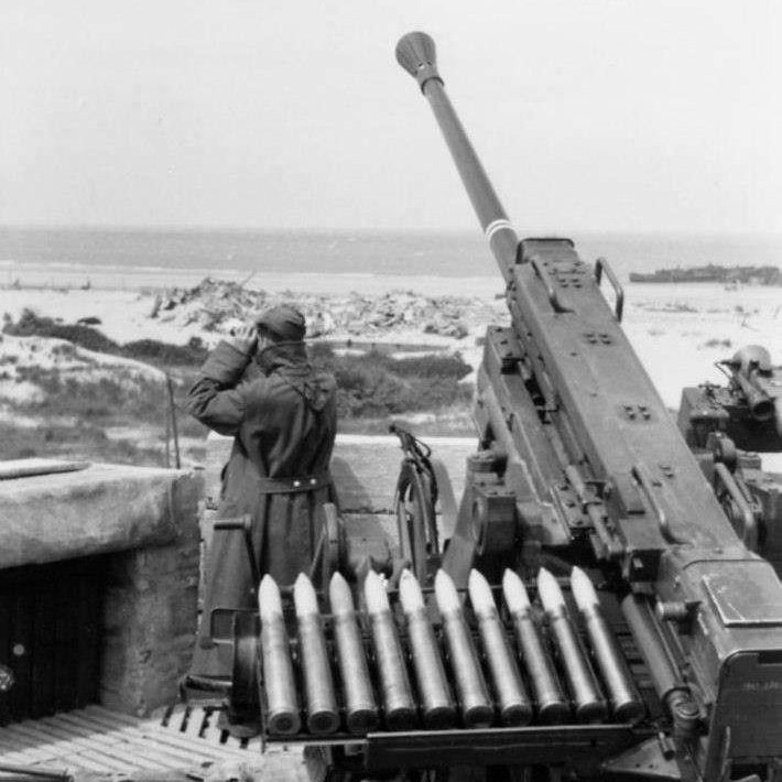 #8mai
🇫🇷 LA DEUXIÈME GUERRE MONDIALE À VILLE-D'AVRAY : LA BATTERIE DE LA BROSSE
Pierre Chevalier, conseiller municipal délégué aux Anciens Combattants et aux Commémorations, revient sur les derniers vestiges de la Seconde Guerre mondiale à Ville-d'Avray
👉 bit.ly/3toGYFp