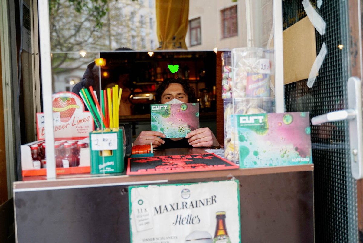 #curtDealer
Beim Stüberl Kiosk bekommt ihr bei schönem Wetter ab 16 Uhr Bier vom Faß, Wein, Schorle, Spritz, Longdrinks &amp; Schnaps. Und curt #94. 💚 
Über Insta @valentinstueberl hält euch die Crew auf dem Laufenden, wann der Kiosk offen hat. #rettetdasstüberl Dreimühlenstr. 28