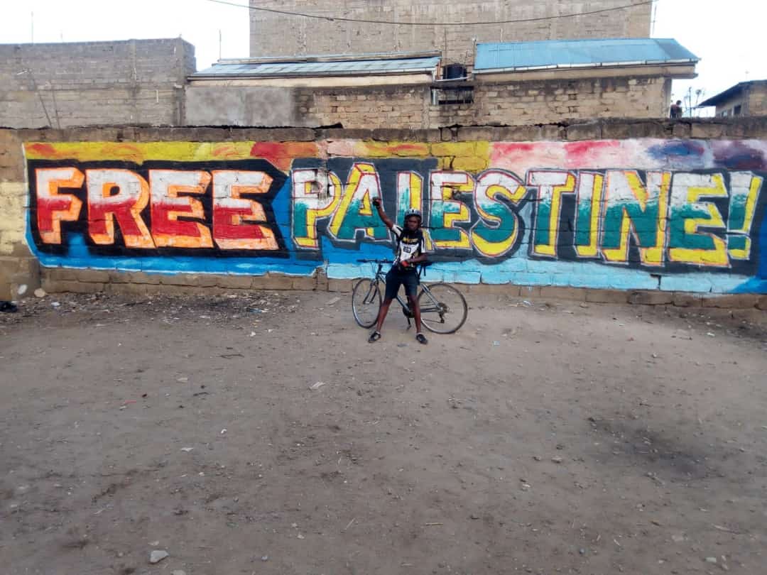 🇵🇸 Pro-Palestine grafitti by @WahengaYouth in Kayole neighborhood of Nairobi, Kenya

#QudsDay2021 #Quds_Is_Closer 
#Africa4Palestine #FreePalestine
@Kenyans4Pal @KayoleCJC @Maskani254 @CommunistsKe @AfroPal_Forum @Africa4Pal @sabdscoalition @WomenInJusticeC @QudsDayKenya