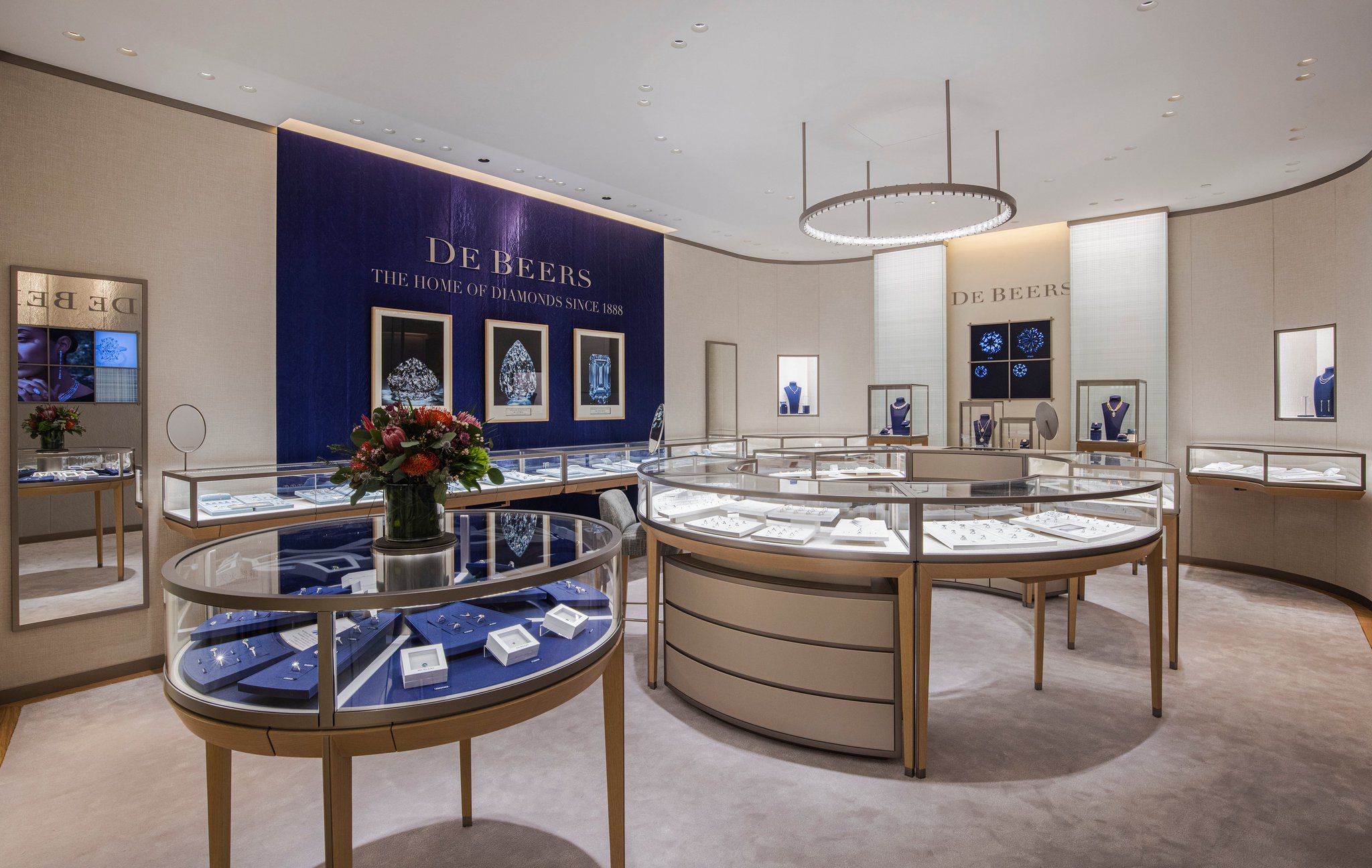 De Beers on X: We are pleased to announce the opening of our new