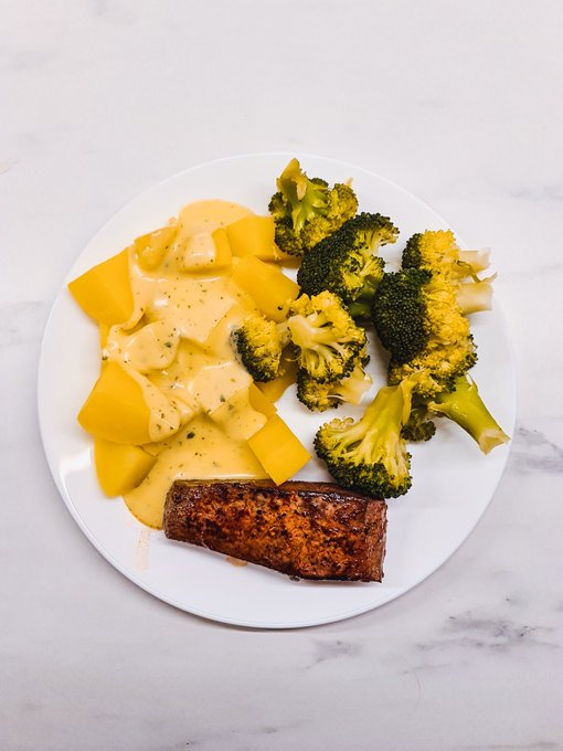 Here is a little collection of some food I've made in the past 🤤 https://t.co/ChmjxqJAGQ<a href="/tag/smile"class="tags"><span>#smile</span></a><a href="/tag/ootd"class="tags"><span>#ootd</span></a><a href="/tag/redhead"class="tags"><span>#redhead</span></a><a href="/tag/bergen"class="tags"><span>#bergen</span></a>