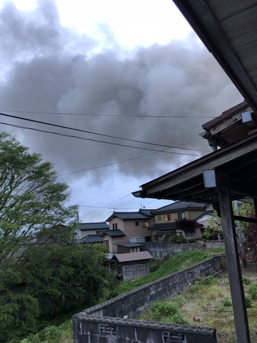 火事 新潟 弥彦村 カレー豆の成沢商店で火災 現地画像まとめ まとめダネ