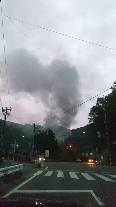 火事 新潟 弥彦村 カレー豆の成沢商店で火災 現地画像まとめ まとめダネ