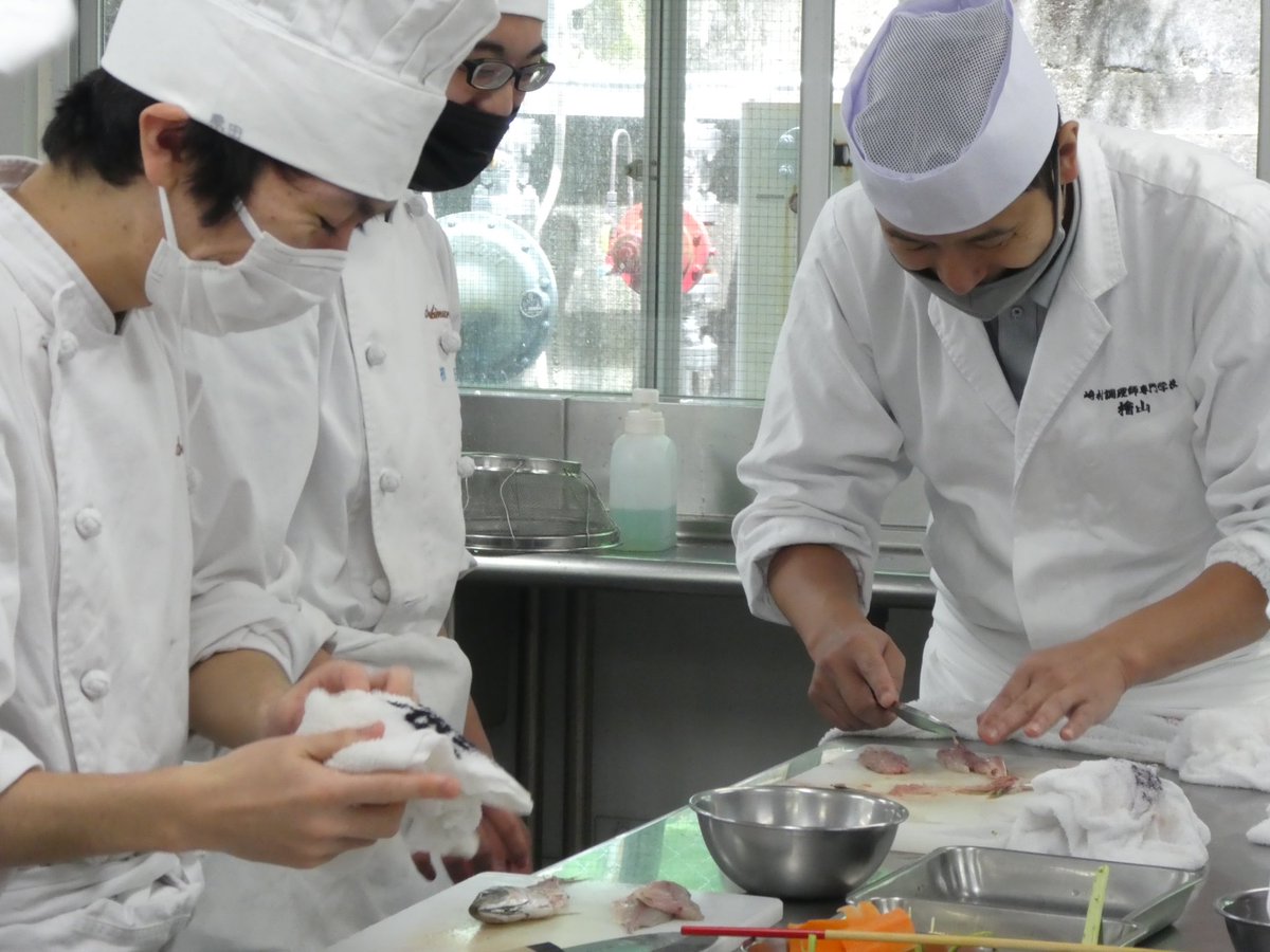 崎村調理師専門学校 連休明けて学びつづけます 調理師 調理学生 調理師の卵 日本料理 学校へいこう 実習が好き 友達に会いたい 高校生 進学 卒業後の進路 小田原 神奈川 崎村調理師専門学校