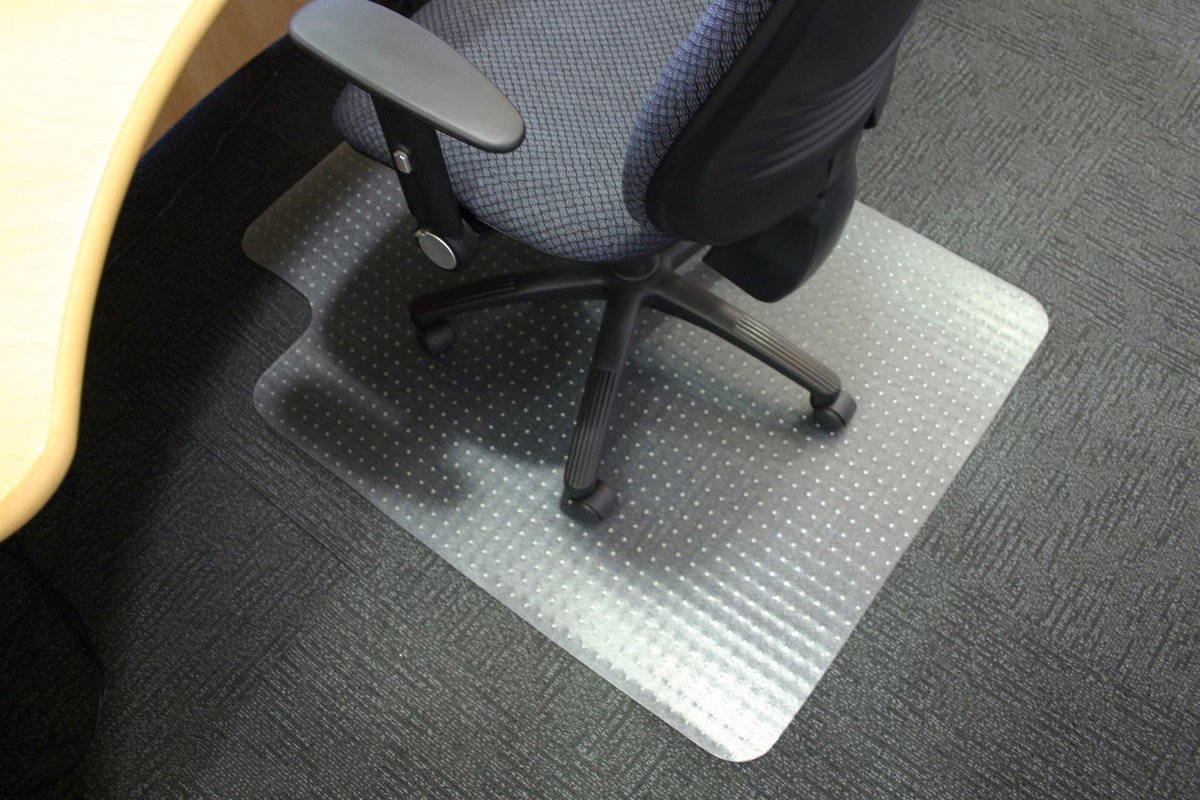 mattingsolution's tweet photo. Chair mats can help if you’re working from home, as they can help protect the floor or carpet which you sit on, preventing any costly damaging to your floor surface!

Check out our range of products, and how cheap you can protect your floor today! https://t.co/qqsezyTIwv