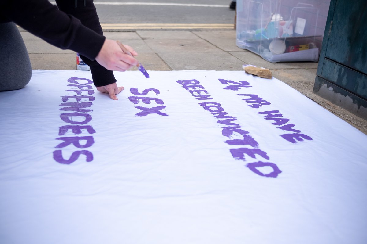 24 convicted sex offenders have been MPs. 

It can happen. It does happen. It is happening. 

Please sign the petition to make this illegal.

change.org/p/uk-governmen…

Source in the replies.